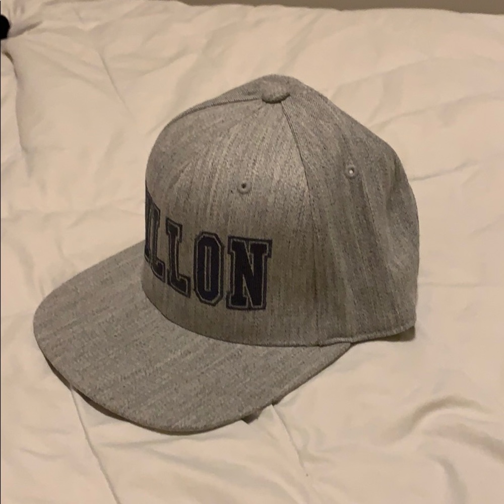Villon SnapBack - Picture 2 of 3